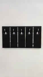 wieszak-sciennytapicerowany-glamour-metalowe-listwy-ozdobne-czarny-50x90