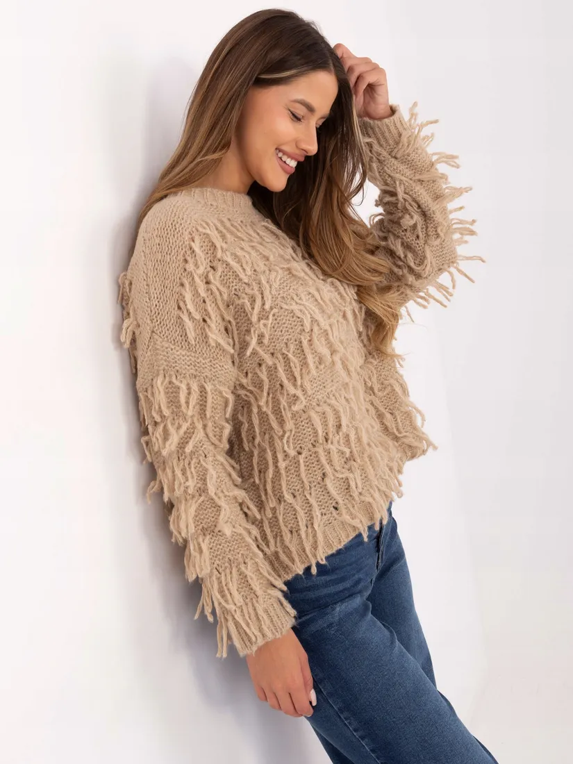 sweter-damski-oversize-z-fredzlami-w-stylu-boho
