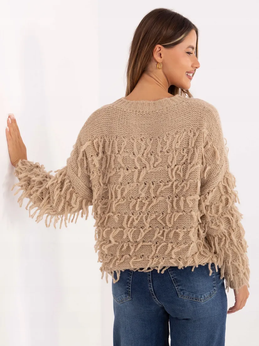 sweter-damski-oversize-z-fredzlami-w-stylu-boho