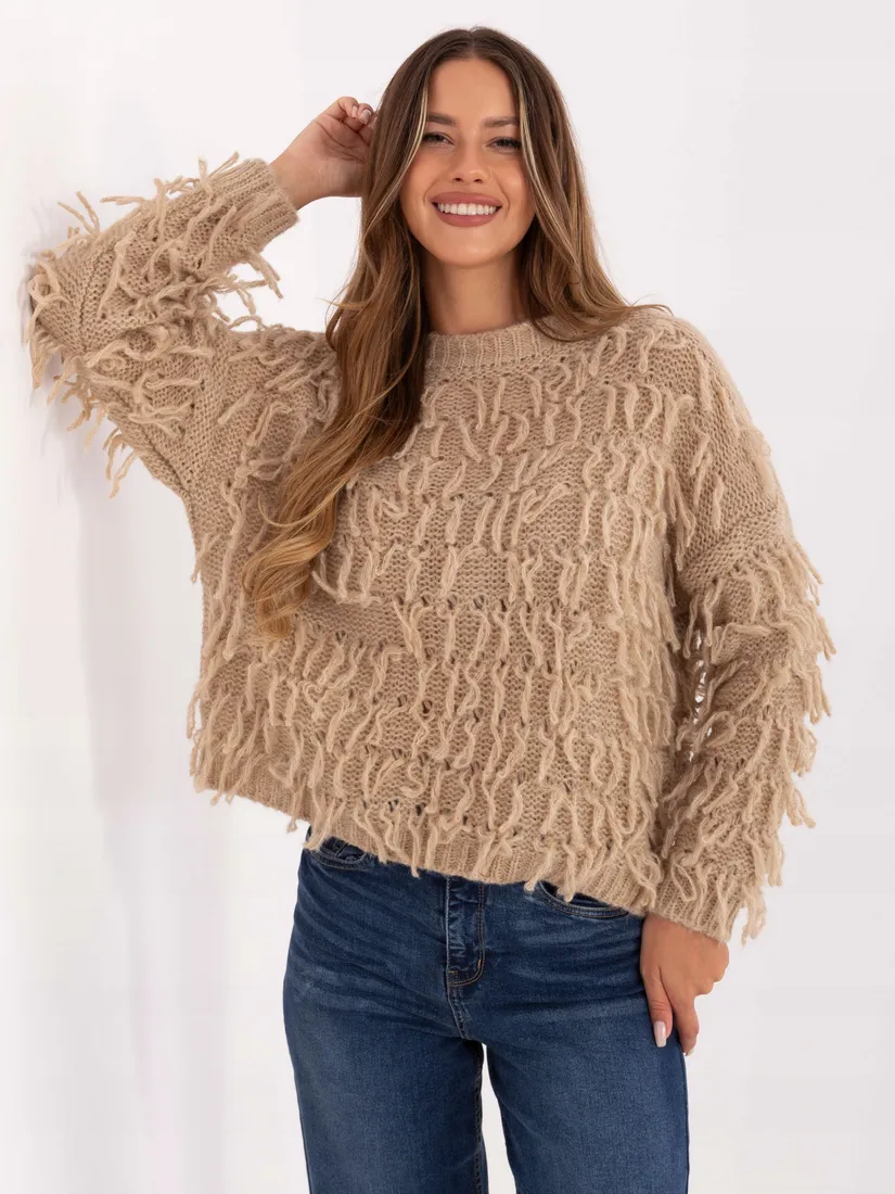 sweter-damski-oversize-z-fredzlami-w-stylu-boho