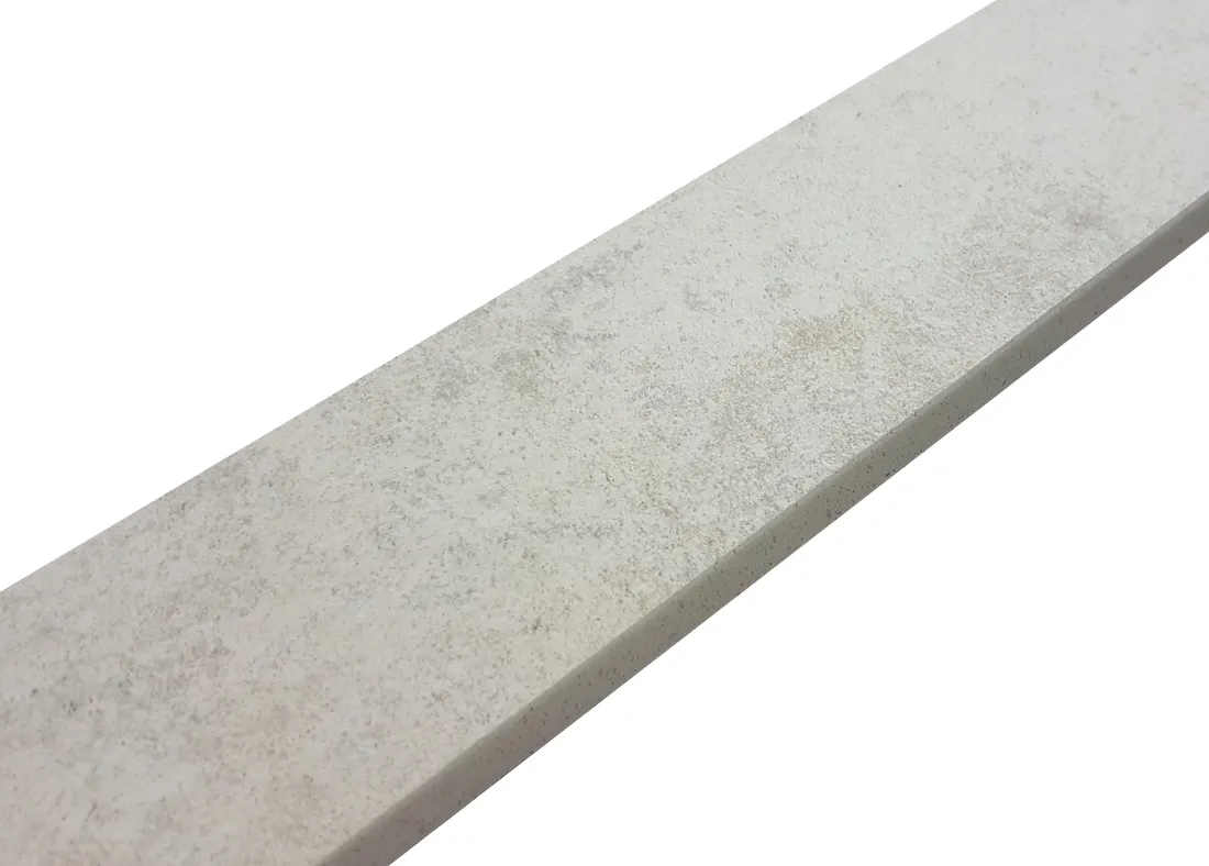 cokol-listwa-przypodlogowa-ceramiczna-meteor-bianco-7x605-gres-stan-nowy