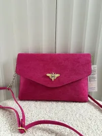 laura-biaggi-torebka-kopertowka-pszczolka-fuksja-ekozamsz