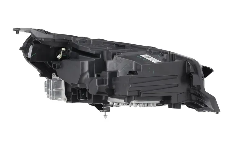reflektor-swiatel-przednich-450922-val-rodzaj-swiatel-mijania-led