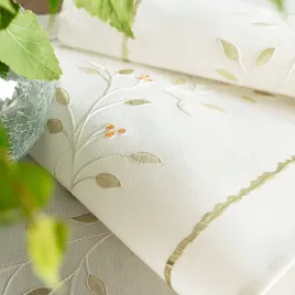 bieznik-z-haftem-38x160cm-delikatny-z-motywem-kwiatowym