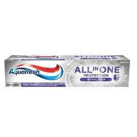 aquafresh-pasta-do-zebow-z-fluorkiem-crystal-white-75ml