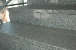 parapet-stopnica-granitowa-szara-szlifowana-g603-150x33x2-cm