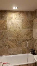 plytki-trawertyn-scabos-sczczotkowane-61x406x12m2-antykowane-dlutowane