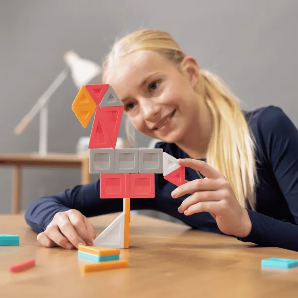 klocki-magnetyczne-kontsurkcyjne-pro-constructor-set-70-el-connetix-wiek-dziecka-8-lat