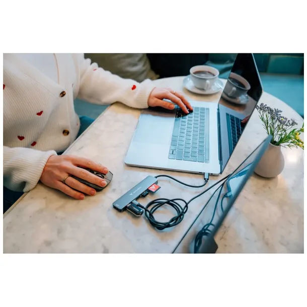 adapter-hub-verbatim-hdmi-usb-c-3-2-usb-c-2xusb-a-3-2-sd-microsd-stan-nowy