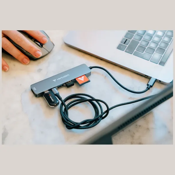 adapter-hub-verbatim-hdmi-usb-c-3-2-usb-c-2xusb-a-3-2-sd-microsd-stan-nowy