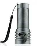 latarka-klasyczna-everactive-3300-lm-led-maksymalna-sila-swiatla-3300-lm