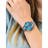 1782149-marka-tommy-hilfiger