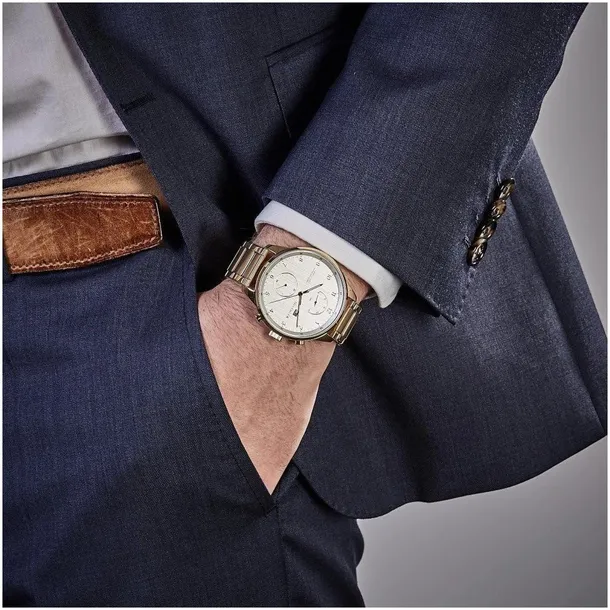 1791576-marka-tommy-hilfiger