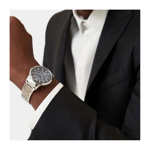 ar60037-marka-armani