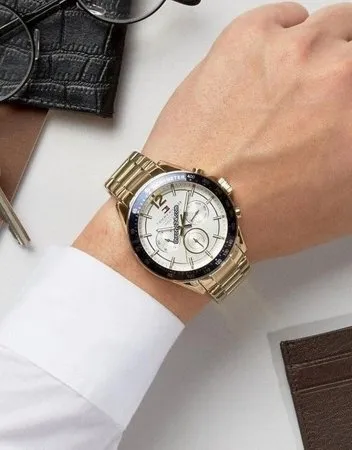 1791121-marka-tommy-hilfiger