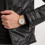 1782223-marka-tommy-hilfiger