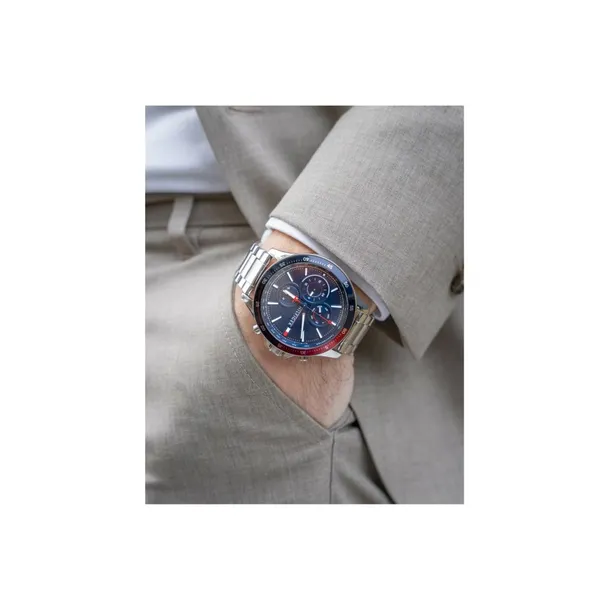 1791718-marka-tommy-hilfiger