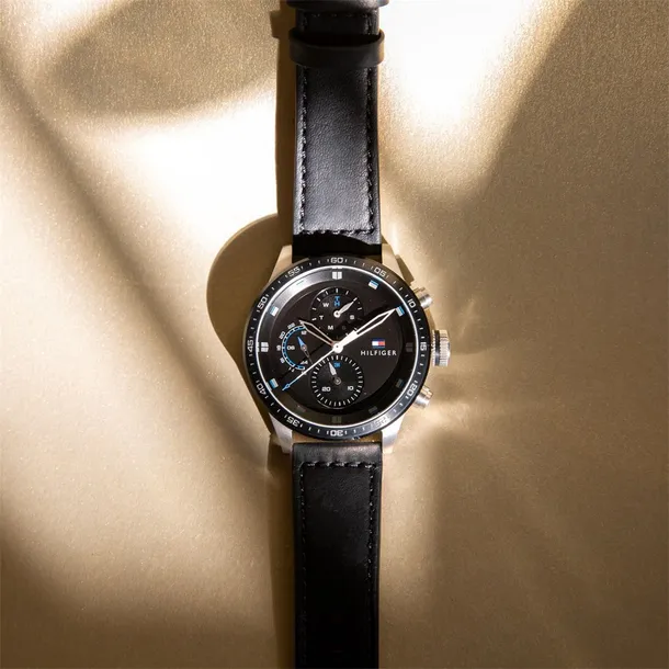 1791810-marka-tommy-hilfiger