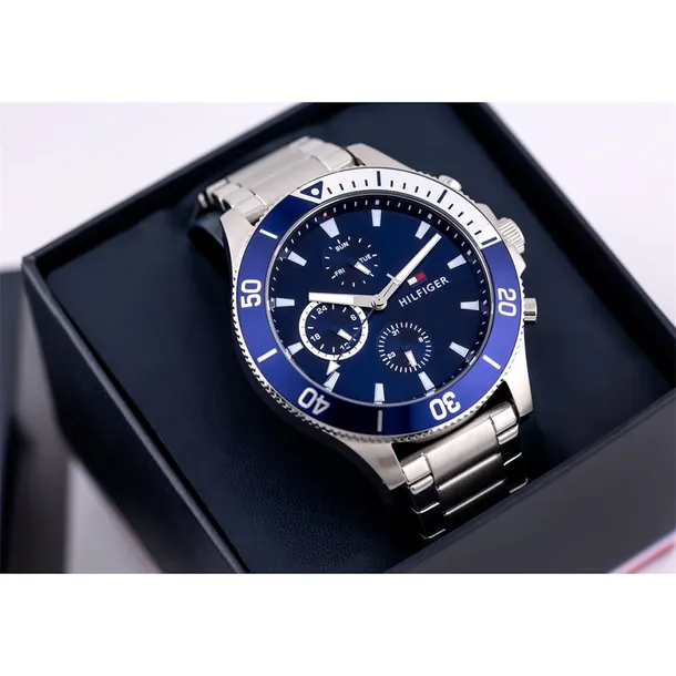 1791917-marka-tommy-hilfiger