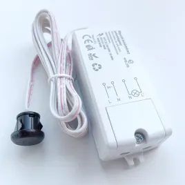 wlacznik-meblowy-bezdotykowy-jednobiegowy-w05-czarny-do-szaf-230v-500w