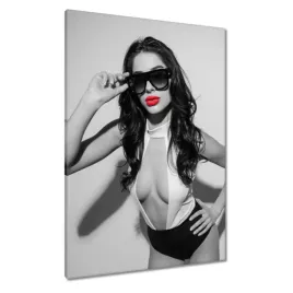 obrazy-70x100-czerwone-usta-pani-w-okularach
