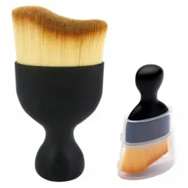 miekki-pedzel-szczotka-do-czyszczenia-wnetrza-kratek-auta-detailing