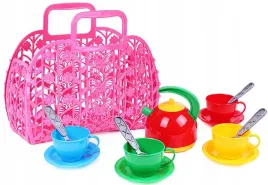 zestaw-naczyn-do-herbaty-dla-4-osob-w-koszyku-1608