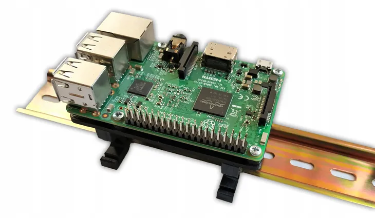 pro-uchwyt-na-szyne-din-dla-raspberry-pi-stan-nowy