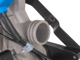 pila-ukosnica-z-posuwem-1700w-210mm