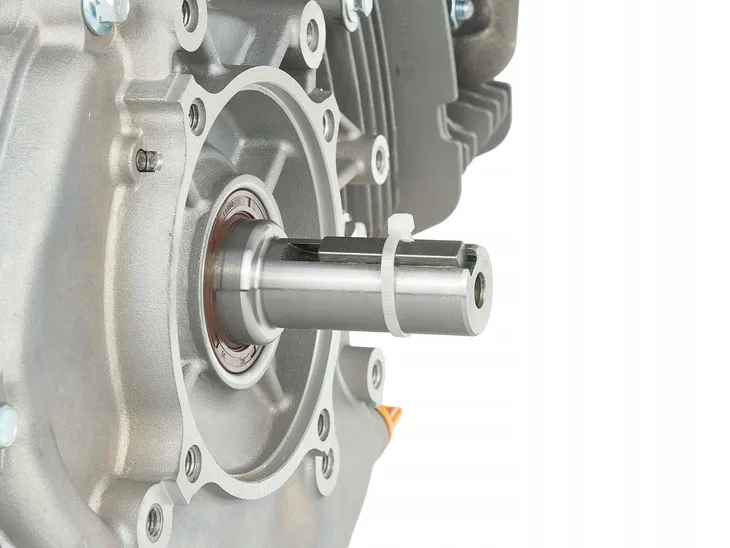 silnik-spalinowy-13hp-loncin-25mm-stan-nowy-pasuje-do-zageszczarka