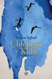 chlopaki-z-klifu