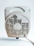 termowentylator-bestron-afh211w-2000-w-bezpieczenstwo-nozki-antyposlizgowe-wylacznik-bezpieczenstwa-zabezpieczenie-przed-przegrzaniem