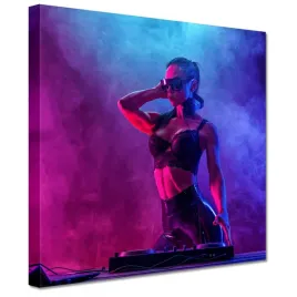 obrazy-20x20-djka-kobieta-dj-dym-para