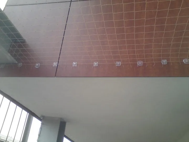 zaczepy-do-siatka-na-balkon-dla-kota-80-szt-klej-do-kazdego-rodz-siatek-marka-inna