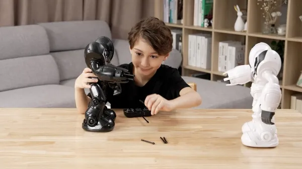 silverlit-robot-blast-led-czarny-stan-nowy