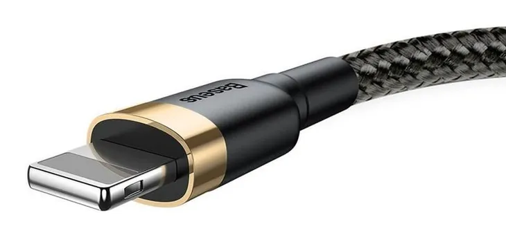 kabel-baseus-cafule-usb-lightning-do-iphone-ipad-ipod-2a-3m-zloty-produkt-wprowadzony-do-obrotu-na-terenie-ue-przed-13-12-2024-tak