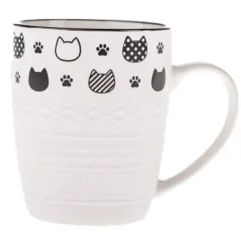 kubek-bialy-w-czarne-koty-tloczony-mat-porcelana-na-prezent