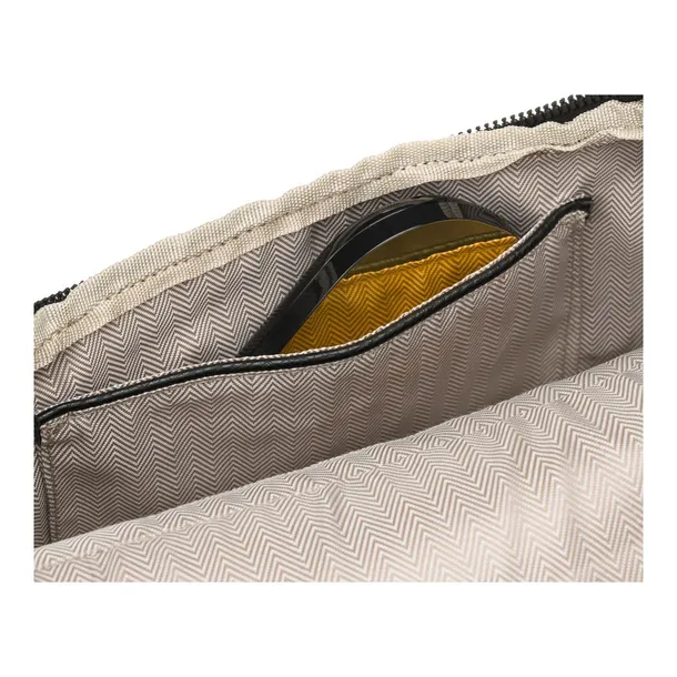 ptnmis04-marka-peterson