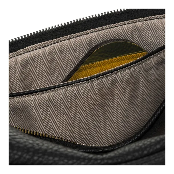 ptnmis05-marka-peterson