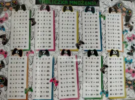 podkladka-na-biurko-kosmos