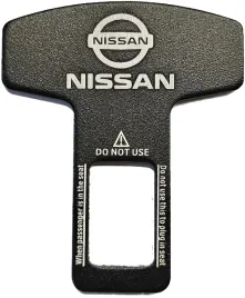 zaslepka-wtyczka-do-pasa-pasow-z-logo-nissan