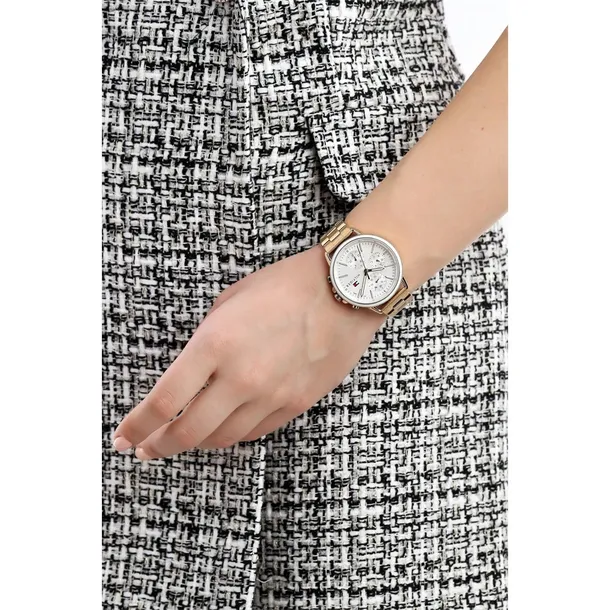 1781786-marka-tommy-hilfiger