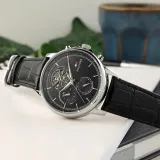 1710605-marka-tommy-hilfiger