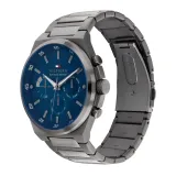1792089-marka-tommy-hilfiger
