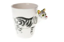 kubek-porcelanowy-z-uchem-kota-na-prezent-kotem