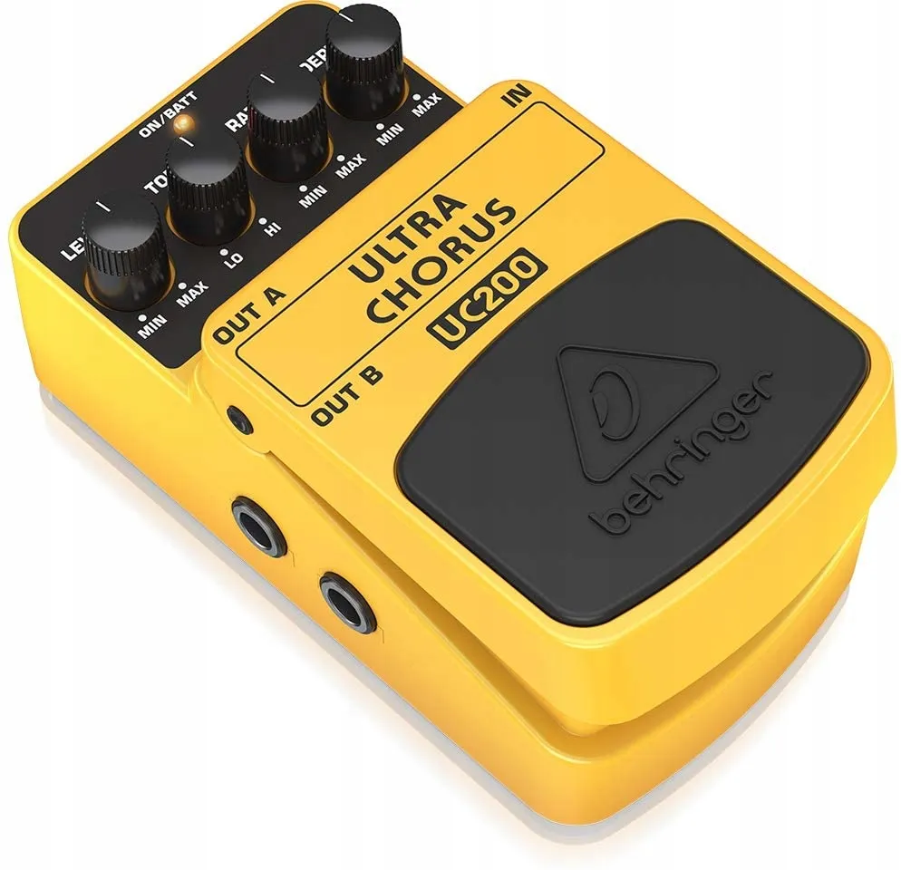 efekt-gitarowy-behringer-uc200