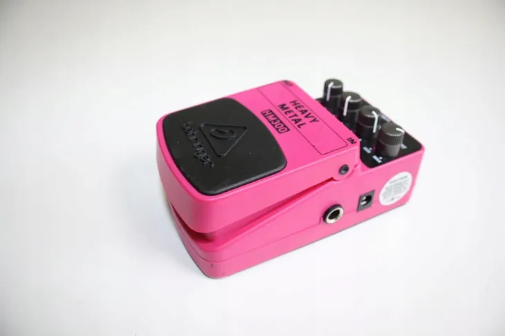 efekt-gitarowy-behringer-hm300-marka-behringer