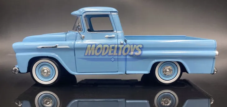 chevy-apache-fleetside-pickup-1-24-motormax-79311-niebieski-stan-zlozenia-calosc-die-cast
