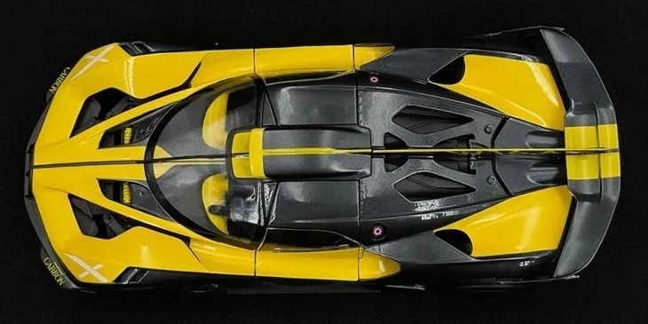 bugatti-bolide-1-18-supercar-model-bburago-11047-marka-bburago-skala-skale-do-1-18