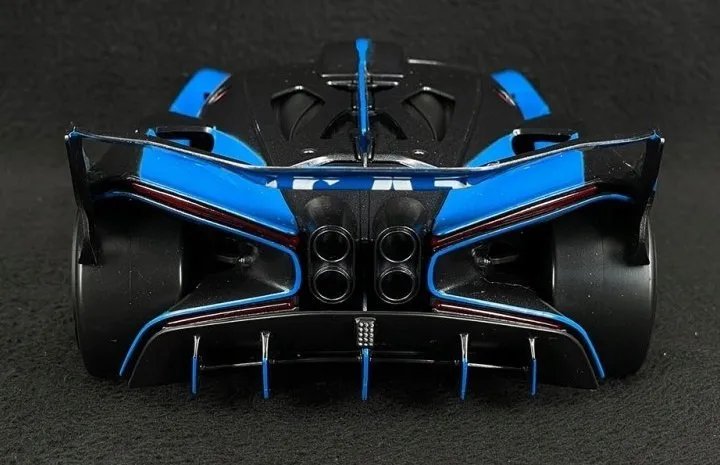 bugatti-bolide-1-18-supercar-model-bburago-11047-marka-bburago-kod-producenta-11047